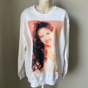 Selena graphic sweatshirt